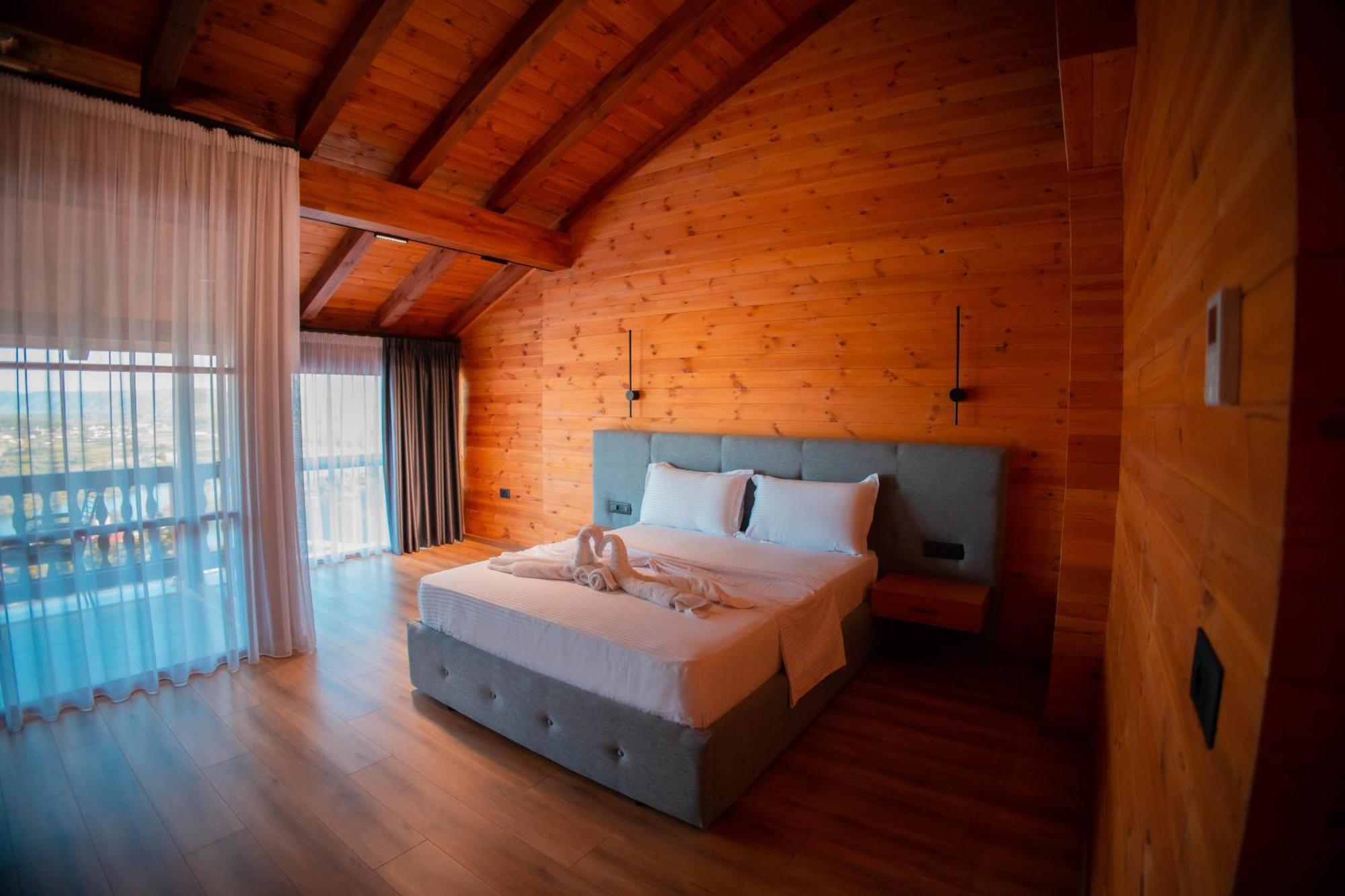 Hotel Shpija E Gjyshit Canaj Экстерьер фото