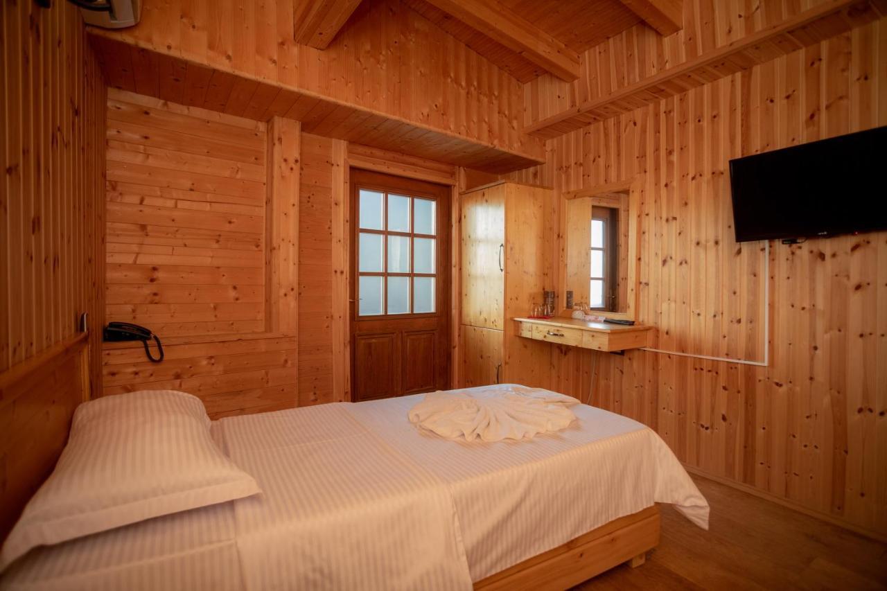 Hotel Shpija E Gjyshit Canaj Экстерьер фото
