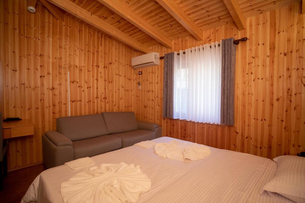 Hotel Shpija E Gjyshit Canaj Экстерьер фото